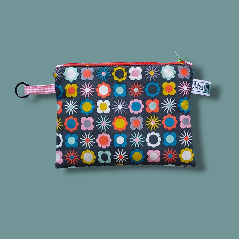 Platte etui bloemen
